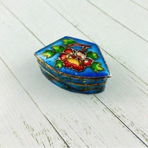 VINTAGE Cloisonné Gold Tone Figural Flower Blue Trinket Jewelry Box 1 3/4”